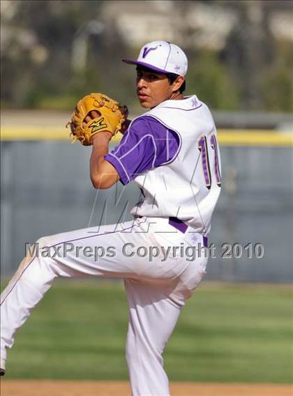 Thumbnail 1 in West Ranch @ Valencia photogallery.
