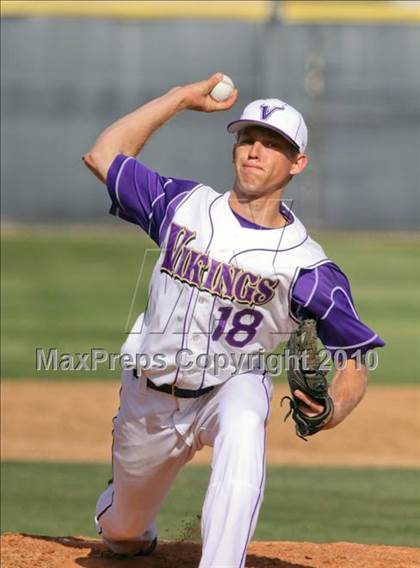 Thumbnail 1 in West Ranch @ Valencia photogallery.
