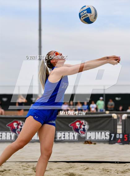 Thumbnail 1 in O'Conner vs Xavier College Prep @ Casteel (AIA Division I State Championship Semifinals) photogallery.