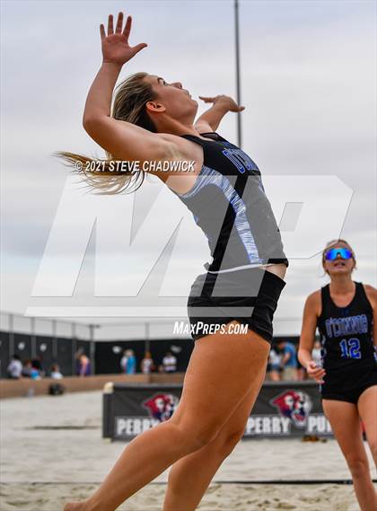 Thumbnail 1 in O'Conner vs Xavier College Prep @ Casteel (AIA Division I State Championship Semifinals) photogallery.