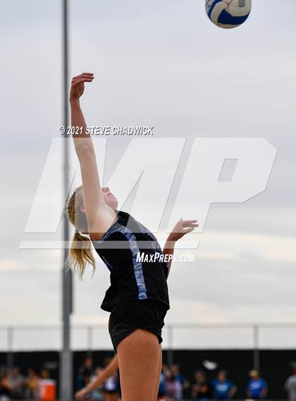 Thumbnail 1 in O'Conner vs Xavier College Prep @ Casteel (AIA Division I State Championship Semifinals) photogallery.