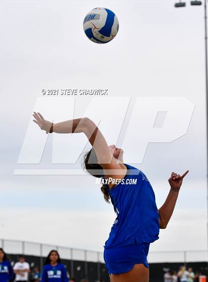 Thumbnail 1 in O'Conner vs Xavier College Prep @ Casteel (AIA Division I State Championship Semifinals) photogallery.
