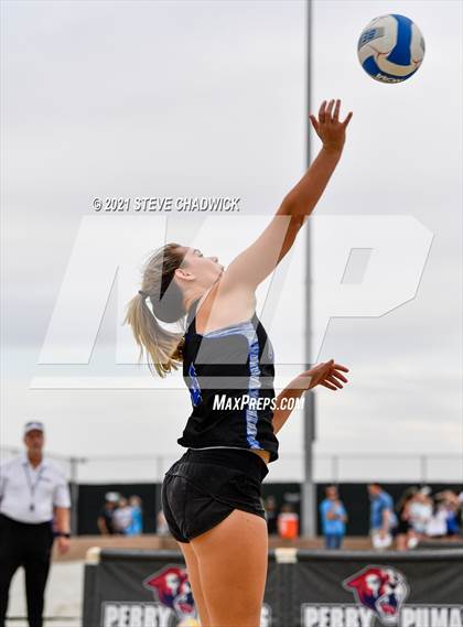 Thumbnail 2 in O'Conner vs Xavier College Prep @ Casteel (AIA Division I State Championship Semifinals) photogallery.