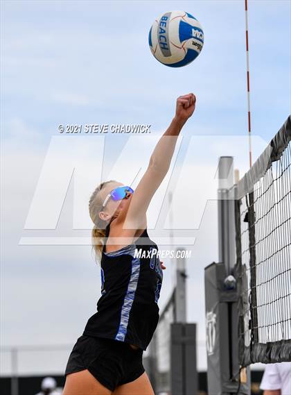 Thumbnail 3 in O'Conner vs Xavier College Prep @ Casteel (AIA Division I State Championship Semifinals) photogallery.