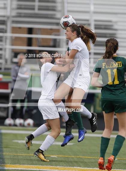 Thumbnail 2 in Fremd vs. Stevenson (IHSA 3A Regional Playoff) photogallery.