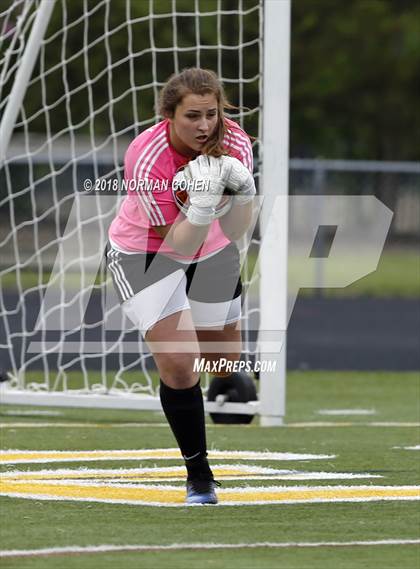 Thumbnail 2 in Fremd vs. Stevenson (IHSA 3A Regional Playoff) photogallery.