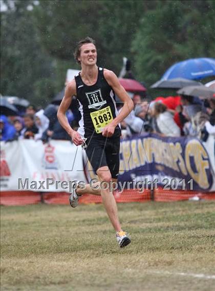 Thumbnail 3 in CIF State Cross Country Championships (D1 Boys) photogallery.