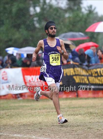 Thumbnail 3 in CIF State Cross Country Championships (D1 Boys) photogallery.
