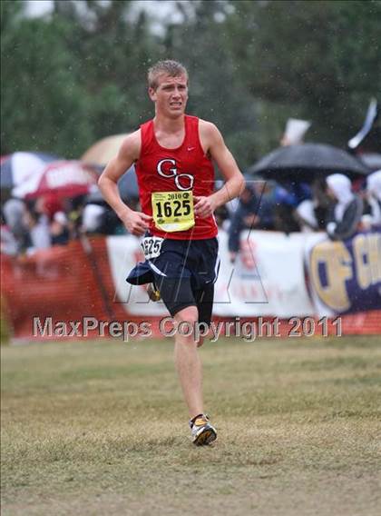 Thumbnail 2 in CIF State Cross Country Championships (D1 Boys) photogallery.