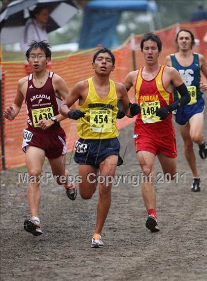 Thumbnail 2 in CIF State Cross Country Championships (D1 Boys) photogallery.