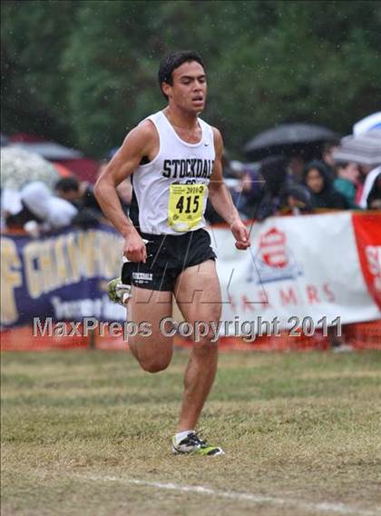 Thumbnail 1 in CIF State Cross Country Championships (D1 Boys) photogallery.