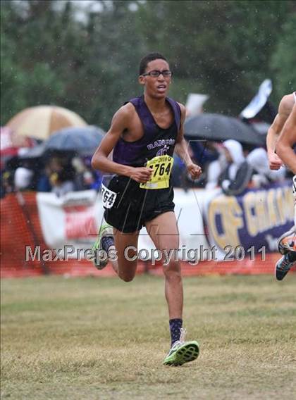 Thumbnail 1 in CIF State Cross Country Championships (D1 Boys) photogallery.