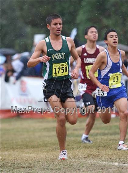 Thumbnail 1 in CIF State Cross Country Championships (D1 Boys) photogallery.