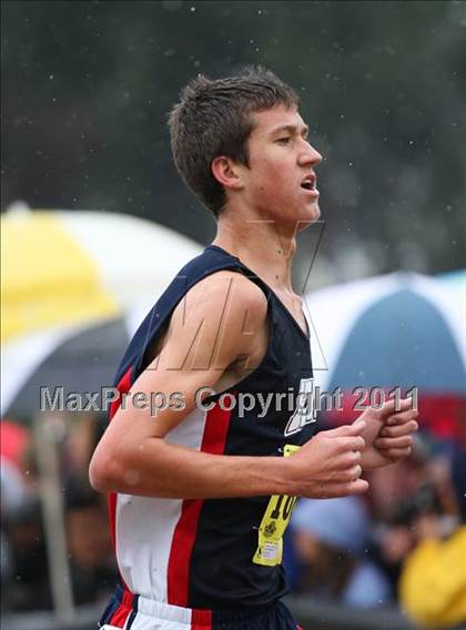 Thumbnail 1 in CIF State Cross Country Championships (D1 Boys) photogallery.