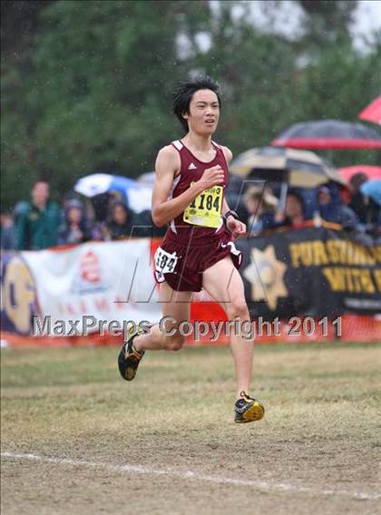 Thumbnail 2 in CIF State Cross Country Championships (D1 Boys) photogallery.