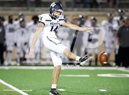 Thumbnail 3 in Tomball Memorial @ Vista Ridge (UIL 6A Bi-District Playoff) photogallery.