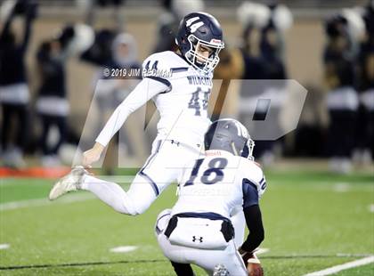 Thumbnail 3 in Tomball Memorial @ Vista Ridge (UIL 6A Bi-District Playoff) photogallery.