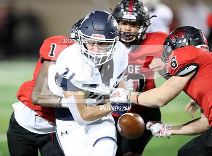 Thumbnail 3 in Tomball Memorial @ Vista Ridge (UIL 6A Bi-District Playoff) photogallery.