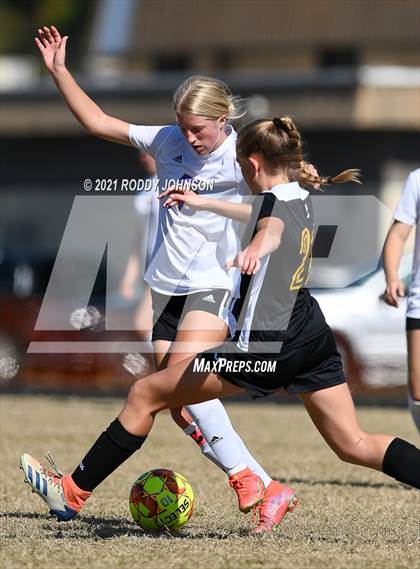 Thumbnail 3 in South Beauregard vs Holy Savior Menard photogallery.