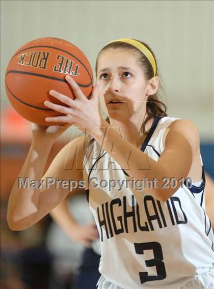 Thumbnail 3 in Burke Catholic [John S.] vs. Highland (Section 9 Class B Final) photogallery.