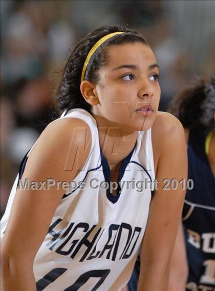 Thumbnail 3 in Burke Catholic [John S.] vs. Highland (Section 9 Class B Final) photogallery.