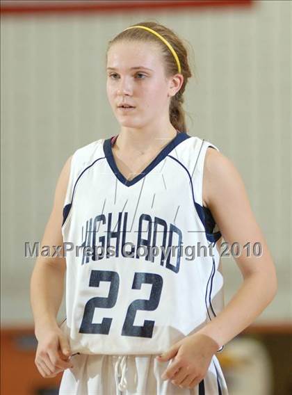 Thumbnail 1 in Burke Catholic [John S.] vs. Highland (Section 9 Class B Final) photogallery.
