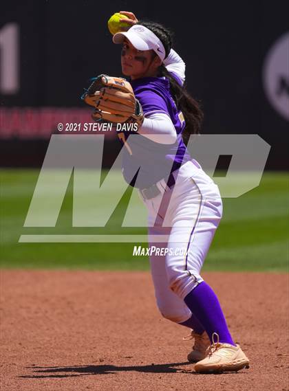 Thumbnail 1 in Payson @ Sabino (AIA 3A Final) photogallery.