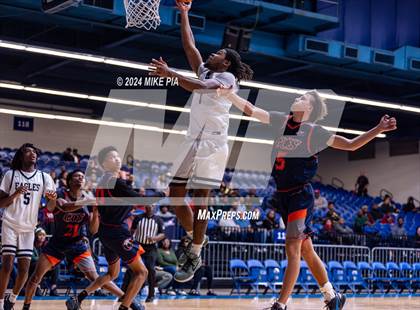 Thumbnail 3 in Northwood Temple Academy vs. GRACE Christian photogallery.