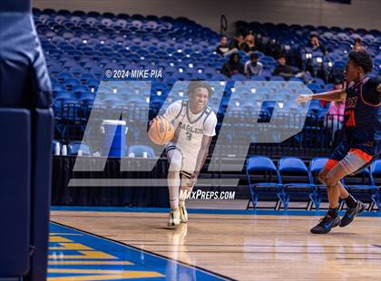Thumbnail 3 in Northwood Temple Academy vs. GRACE Christian photogallery.