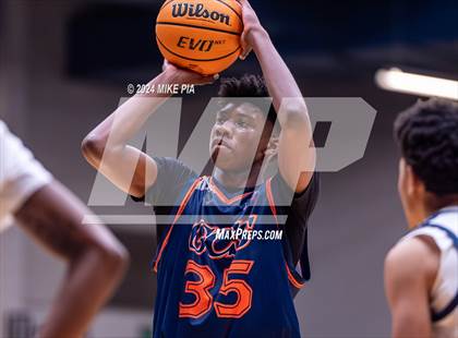 Thumbnail 3 in Northwood Temple Academy vs. GRACE Christian photogallery.
