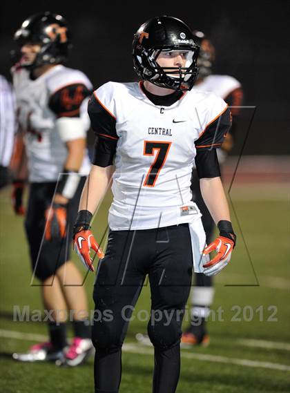 Thumbnail 1 in Central @ Hillsboro (MSHSAA District Playoffs) photogallery.