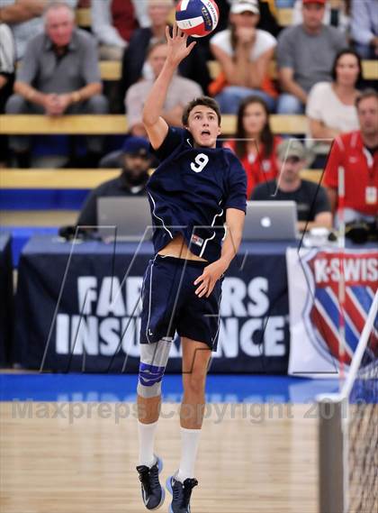 Thumbnail 1 in Huntington Beach vs Loyola (CIF SoCal Regional D1 Final) photogallery.