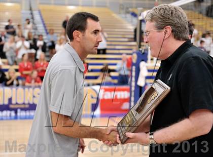 Thumbnail 2 in Huntington Beach vs Loyola (CIF SoCal Regional D1 Final) photogallery.