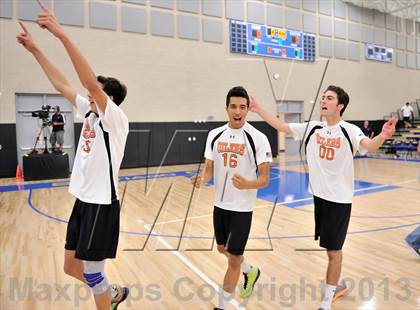 Thumbnail 2 in Huntington Beach vs Loyola (CIF SoCal Regional D1 Final) photogallery.