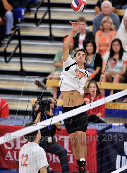 Thumbnail 2 in Huntington Beach vs Loyola (CIF SoCal Regional D1 Final) photogallery.
