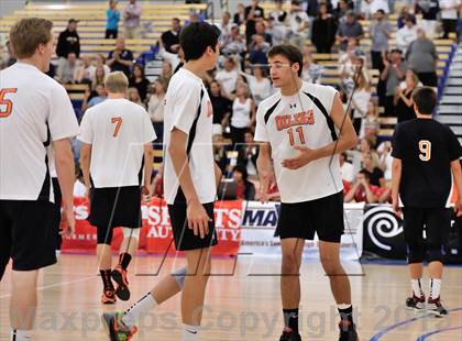 Thumbnail 2 in Huntington Beach vs Loyola (CIF SoCal Regional D1 Final) photogallery.