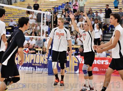 Thumbnail 1 in Huntington Beach vs Loyola (CIF SoCal Regional D1 Final) photogallery.