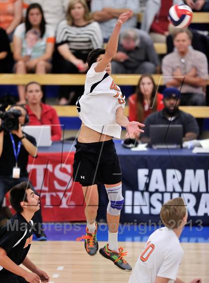 Thumbnail 1 in Huntington Beach vs Loyola (CIF SoCal Regional D1 Final) photogallery.