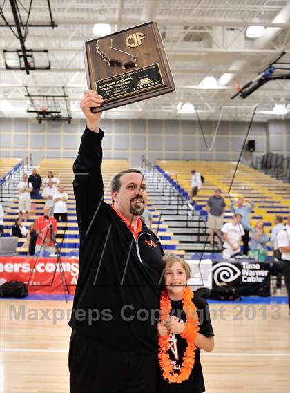 Thumbnail 2 in Huntington Beach vs Loyola (CIF SoCal Regional D1 Final) photogallery.