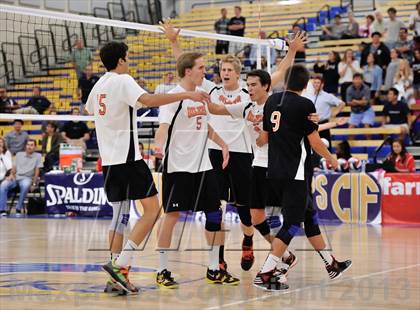 Thumbnail 2 in Huntington Beach vs Loyola (CIF SoCal Regional D1 Final) photogallery.
