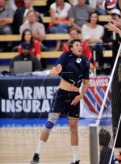 Thumbnail 2 in Huntington Beach vs Loyola (CIF SoCal Regional D1 Final) photogallery.