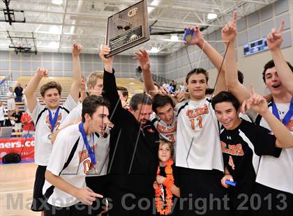 Thumbnail 3 in Huntington Beach vs Loyola (CIF SoCal Regional D1 Final) photogallery.