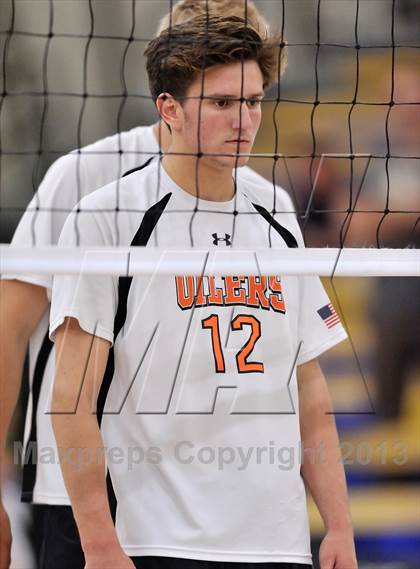 Thumbnail 1 in Huntington Beach vs Loyola (CIF SoCal Regional D1 Final) photogallery.