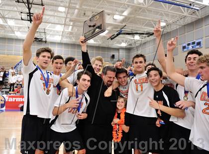 Thumbnail 1 in Huntington Beach vs Loyola (CIF SoCal Regional D1 Final) photogallery.