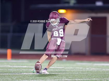 Thumbnail 2 in Lake Highlands vs Mesquite (Scrimmage) photogallery.