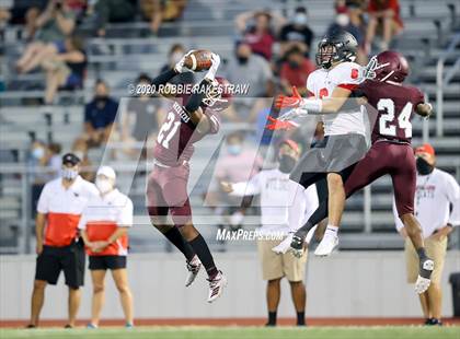 Thumbnail 3 in Lake Highlands vs Mesquite (Scrimmage) photogallery.
