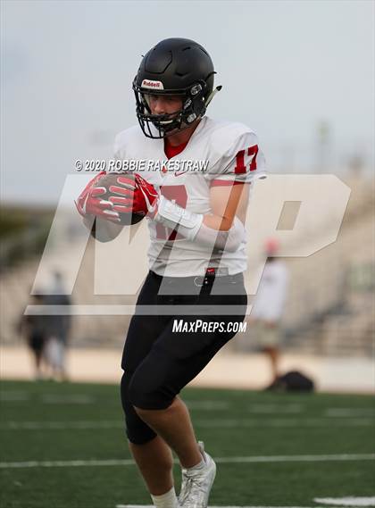 Thumbnail 1 in Lake Highlands vs Mesquite (Scrimmage) photogallery.