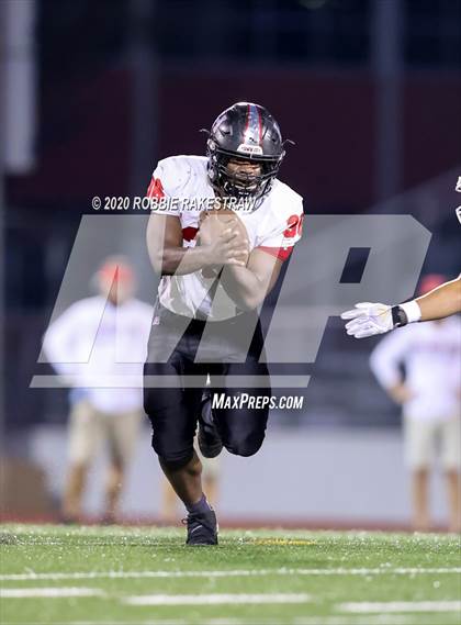 Thumbnail 1 in Lake Highlands vs Mesquite (Scrimmage) photogallery.