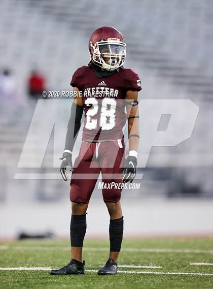 Thumbnail 2 in Lake Highlands vs Mesquite (Scrimmage) photogallery.