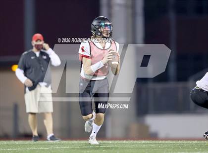 Thumbnail 1 in Lake Highlands vs Mesquite (Scrimmage) photogallery.
